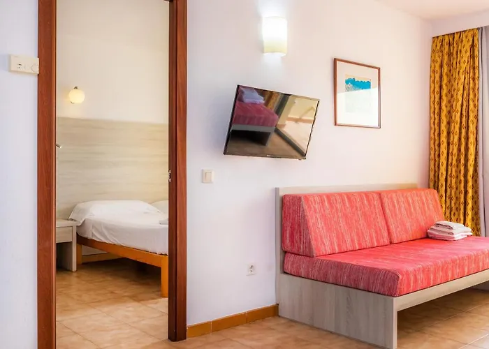 בית נופש Apto Con Terraza 303